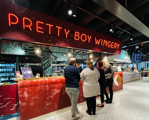 pretty-boy-wingery-airport
