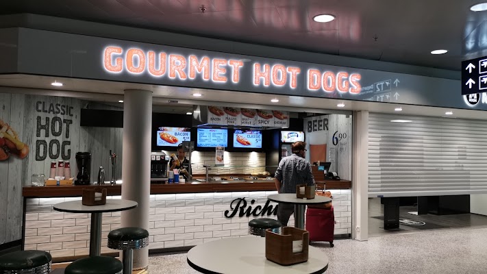 richies-gourmet-hot-dogs
